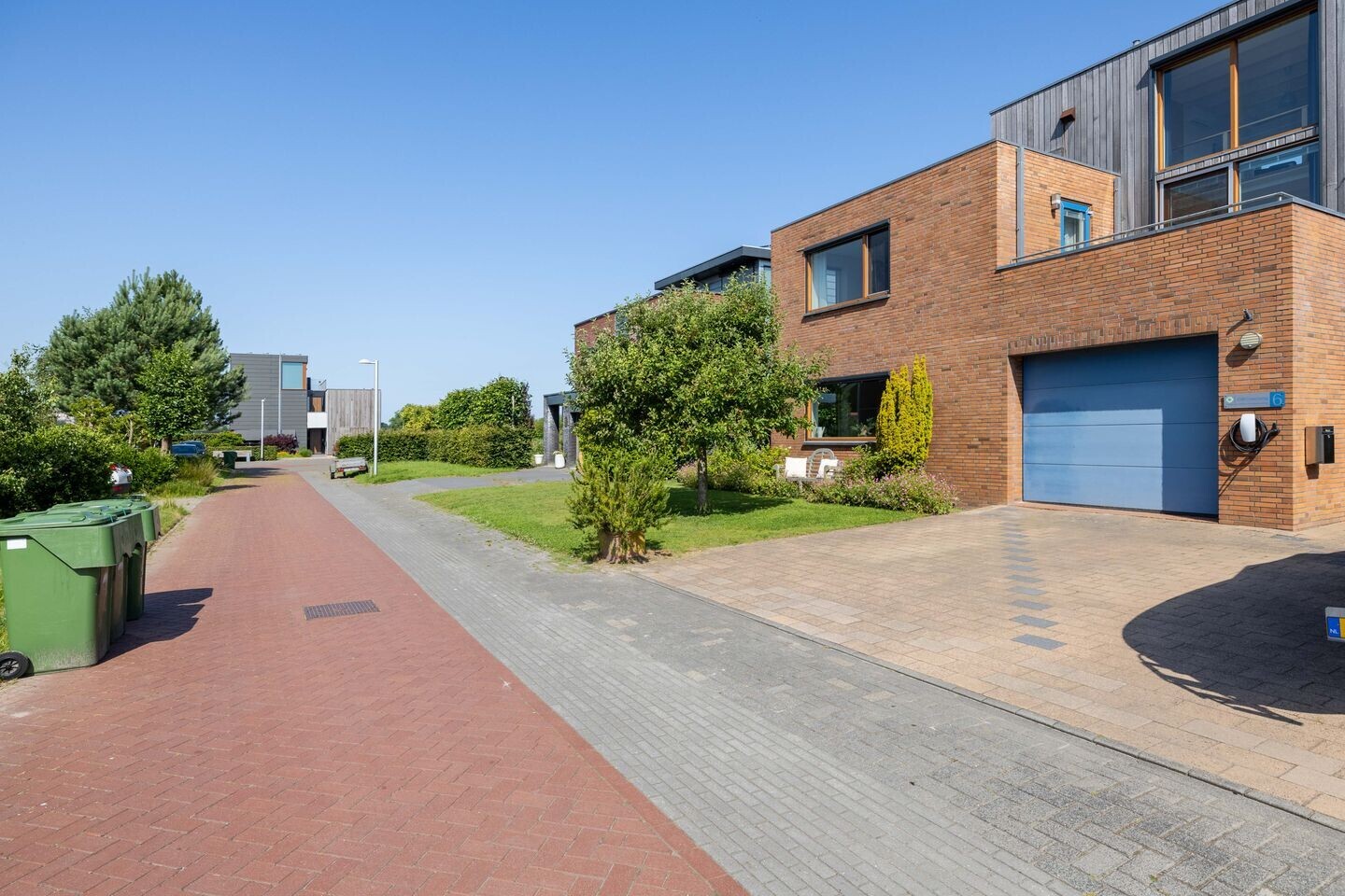 Vrijstaande woning te koop: Auck Petersstrjitte 6, Leeuwarden
