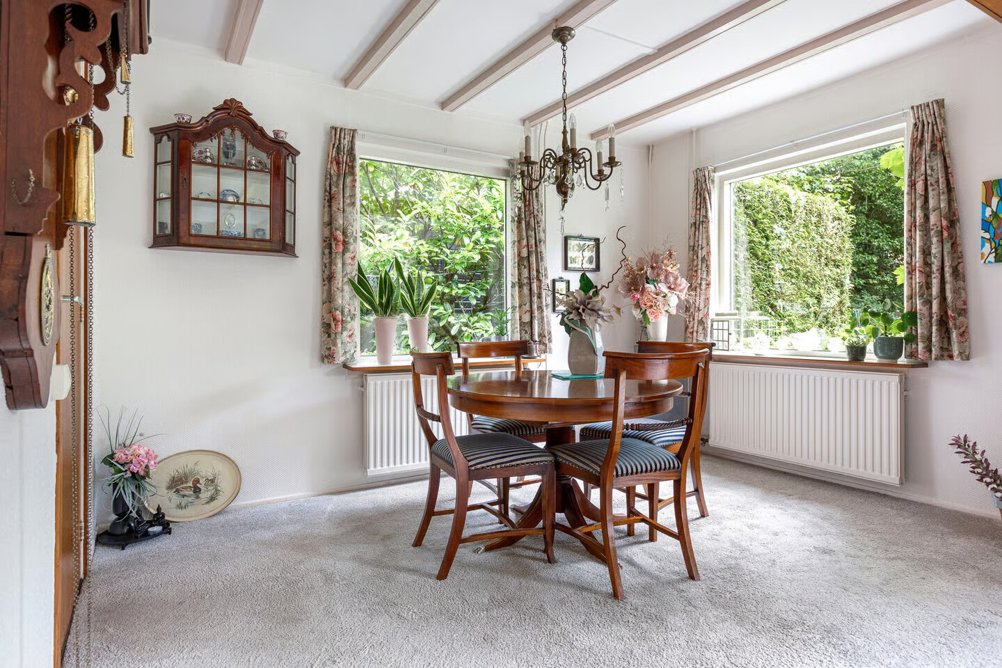Vrijstaande woning te koop: Julianalaan 31, Leeuwarden