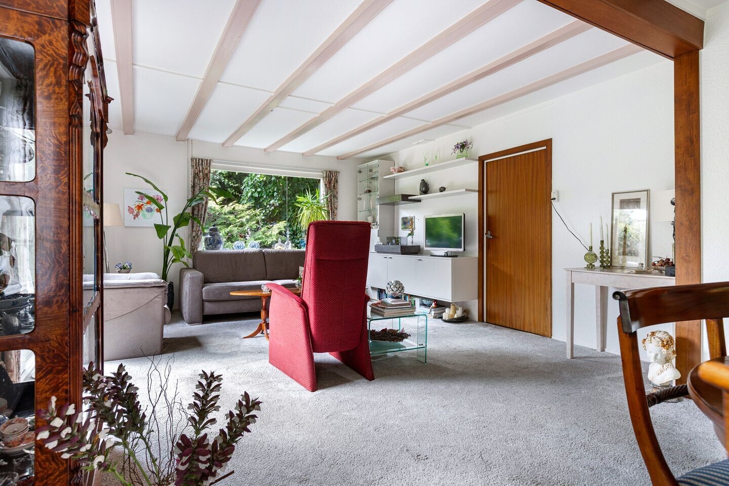 Vrijstaande woning te koop: Julianalaan 31, Leeuwarden