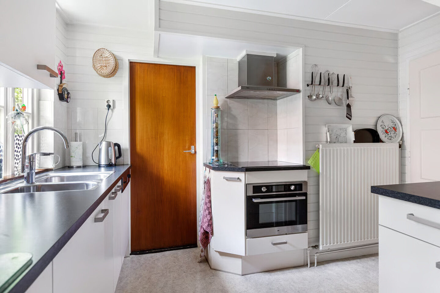 Vrijstaande woning te koop: Julianalaan 31, Leeuwarden