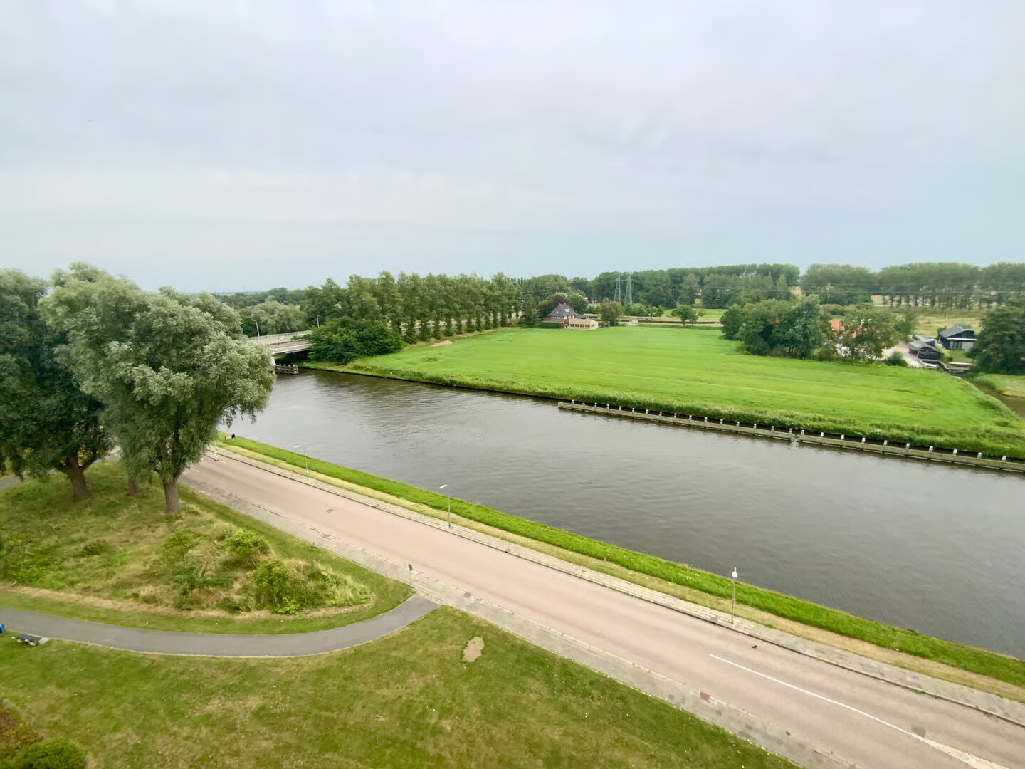 Appartement te koop: van Harinxmaplein 142, Leeuwarden
