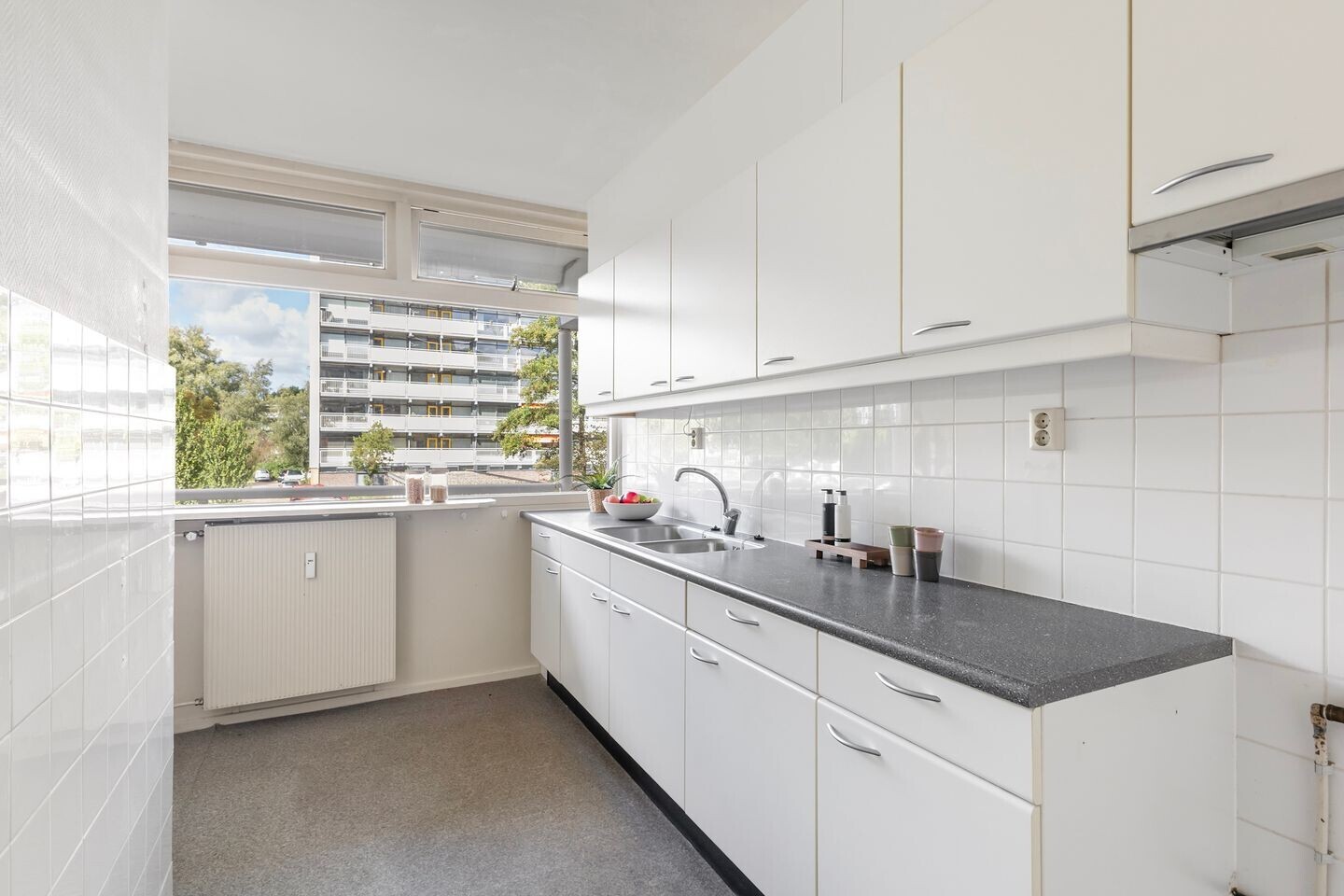 Appartement te koop: van Harinxmaplein 83, Leeuwarden