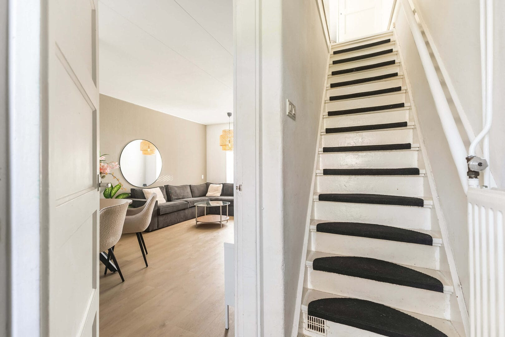 Hoekwoning te koop: van Loonstraat 9, Leeuwarden
