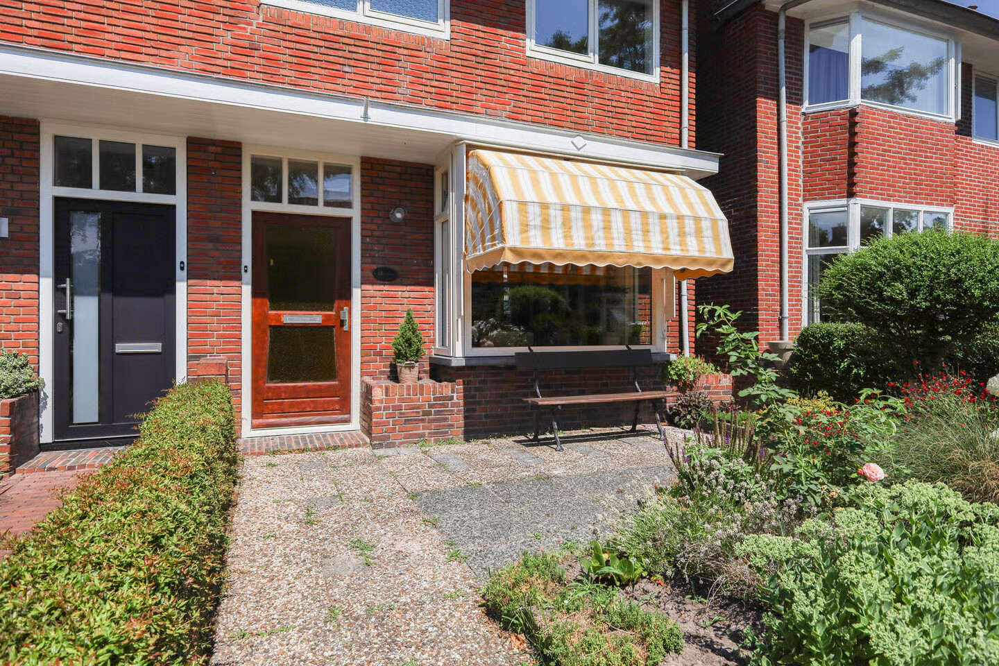 Hoekwoning te koop: AERT VAN DER NEERSTRAAT 44, Leeuwarden