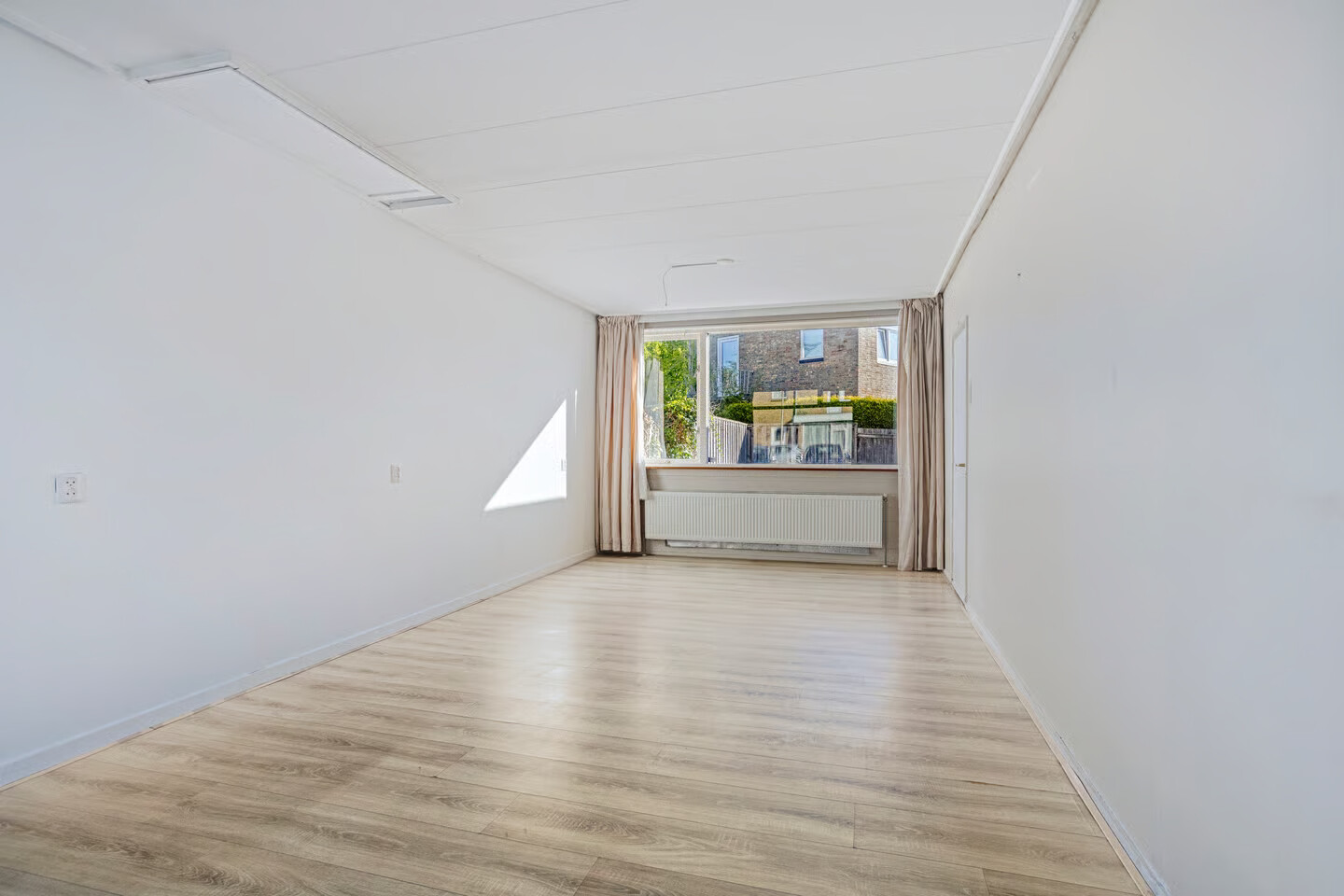 Tussenwoning te koop: Dirk Boutsstraat 21, Leeuwarden