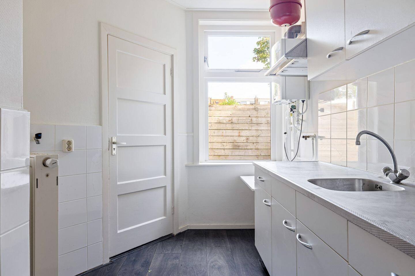 Hoekwoning te koop: Gabriël Metsustraat 7, Leeuwarden