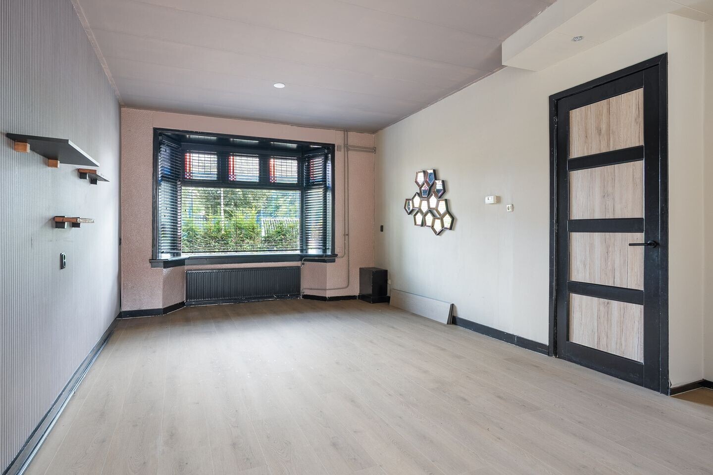Tussenwoning te koop: Achter de Hoven 259, Leeuwarden