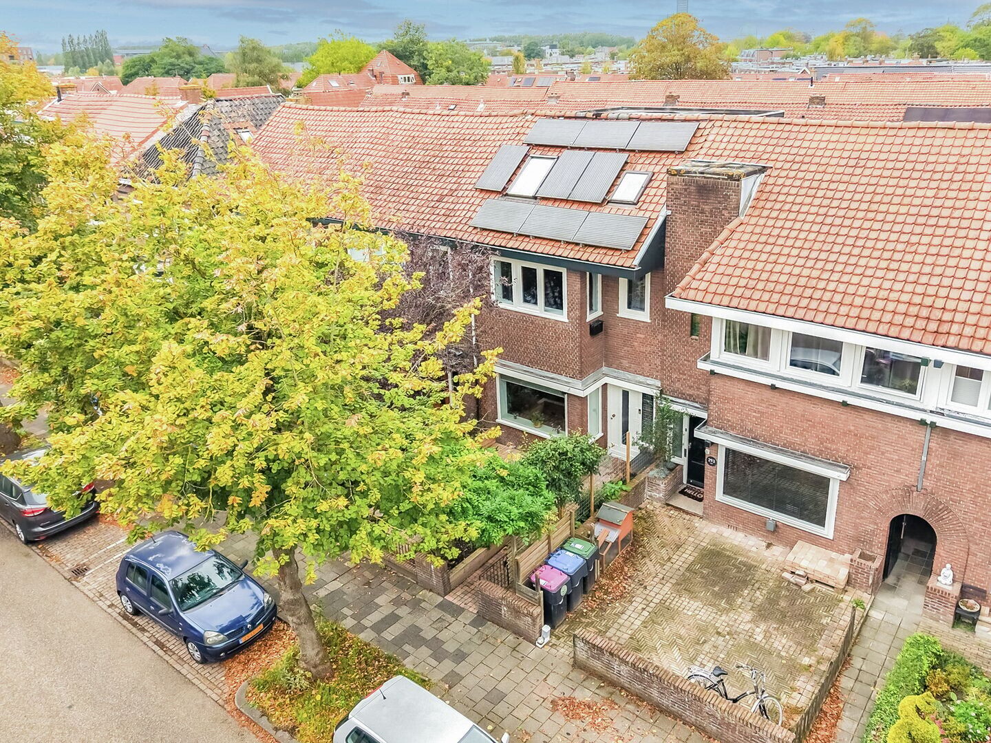 Tussenwoning te koop: ACHTER DE HOVEN 291, Leeuwarden