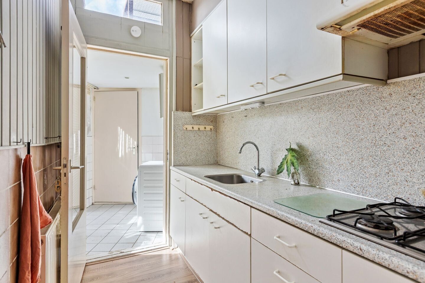 Tussenwoning te koop: Achter de Hoven 204, Leeuwarden