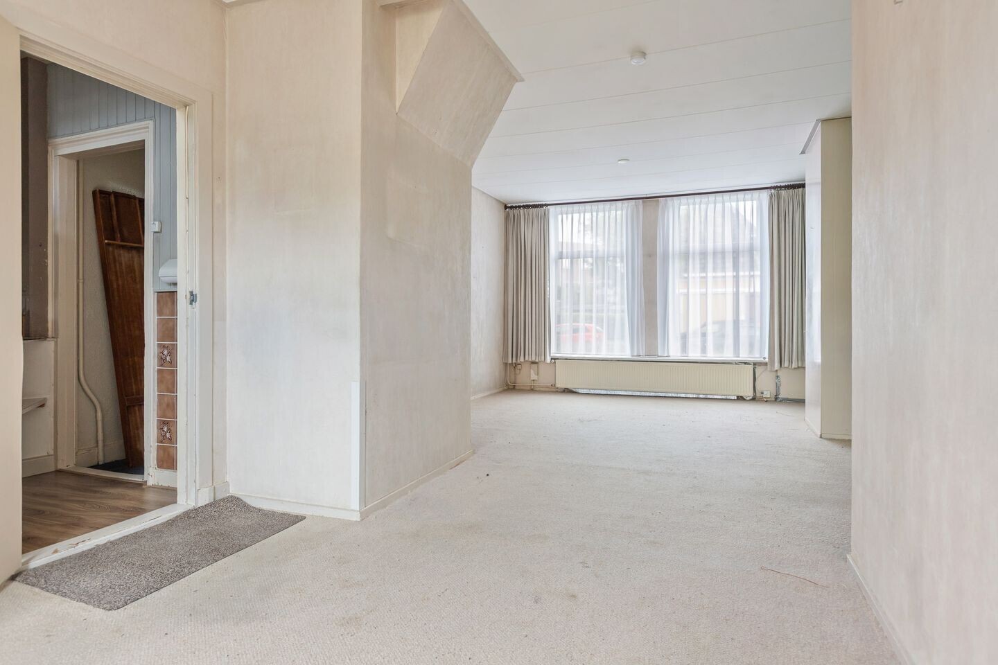 Tussenwoning te koop: Achter de Hoven 204, Leeuwarden