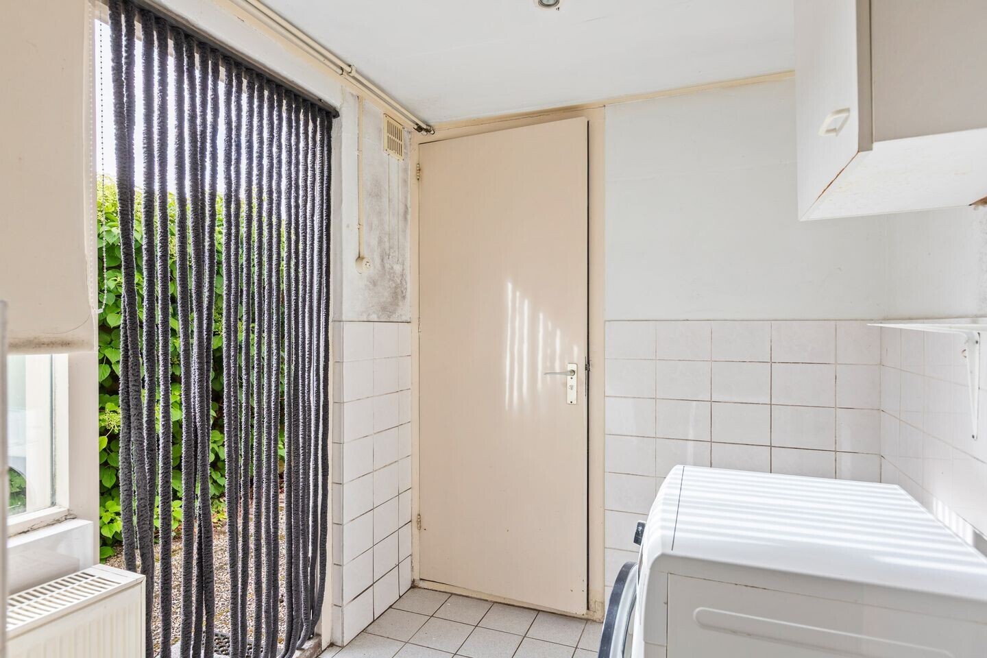 Tussenwoning te koop: Achter de Hoven 204, Leeuwarden