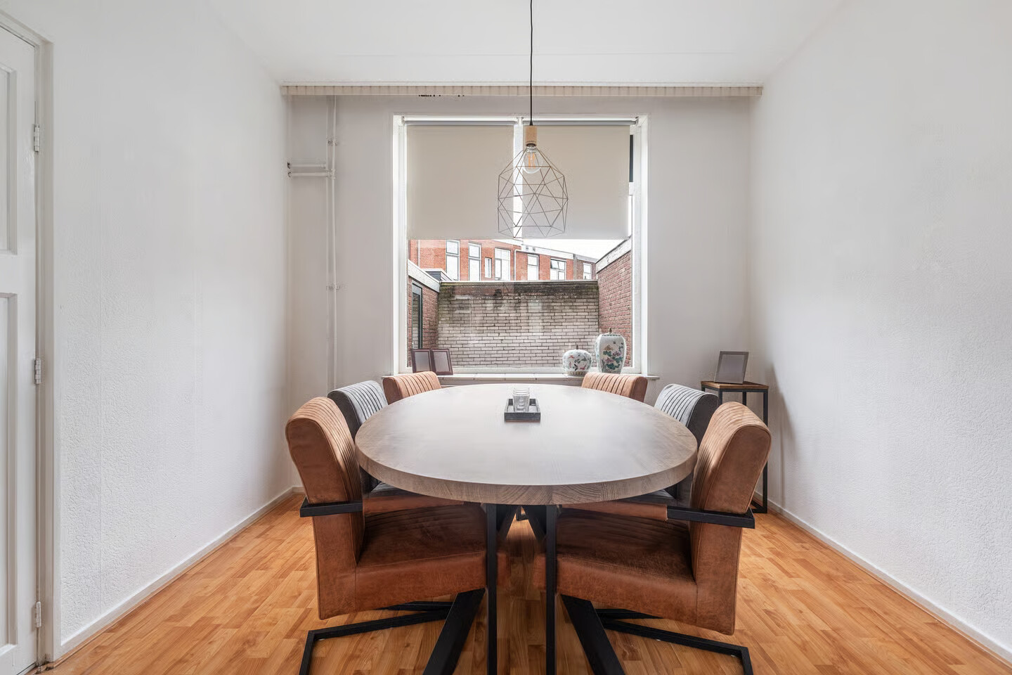 Tussenwoning te koop: van Asbeckstraat 38, Leeuwarden