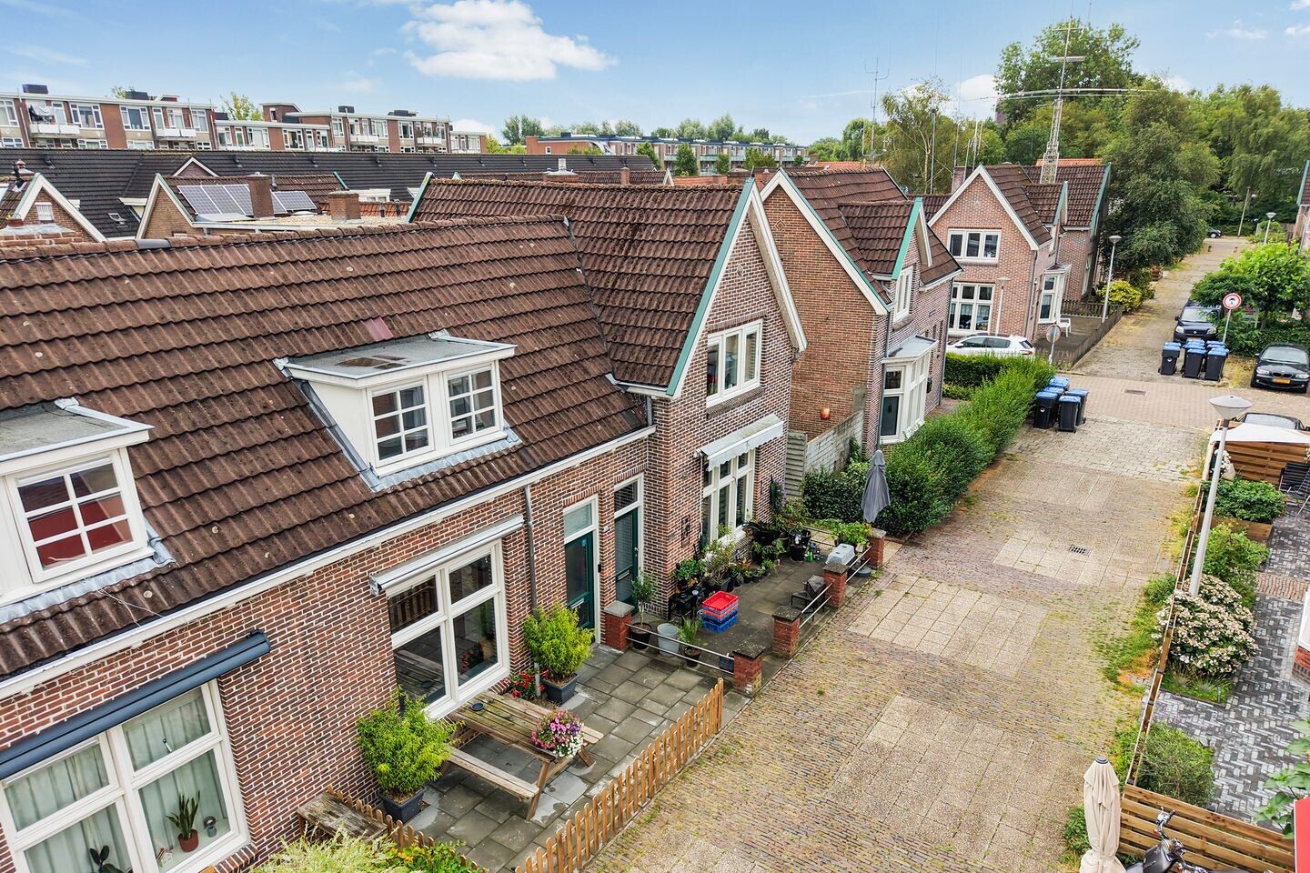 Tussenwoning te koop: Kwekerijstraat 24, Leeuwarden