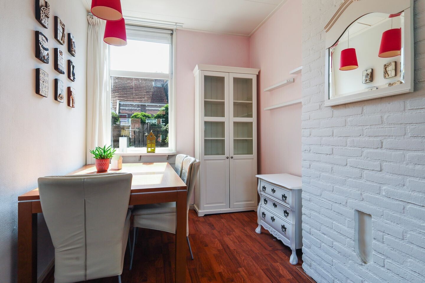 Tussenwoning te koop: Kwekerijstraat 26, Leeuwarden