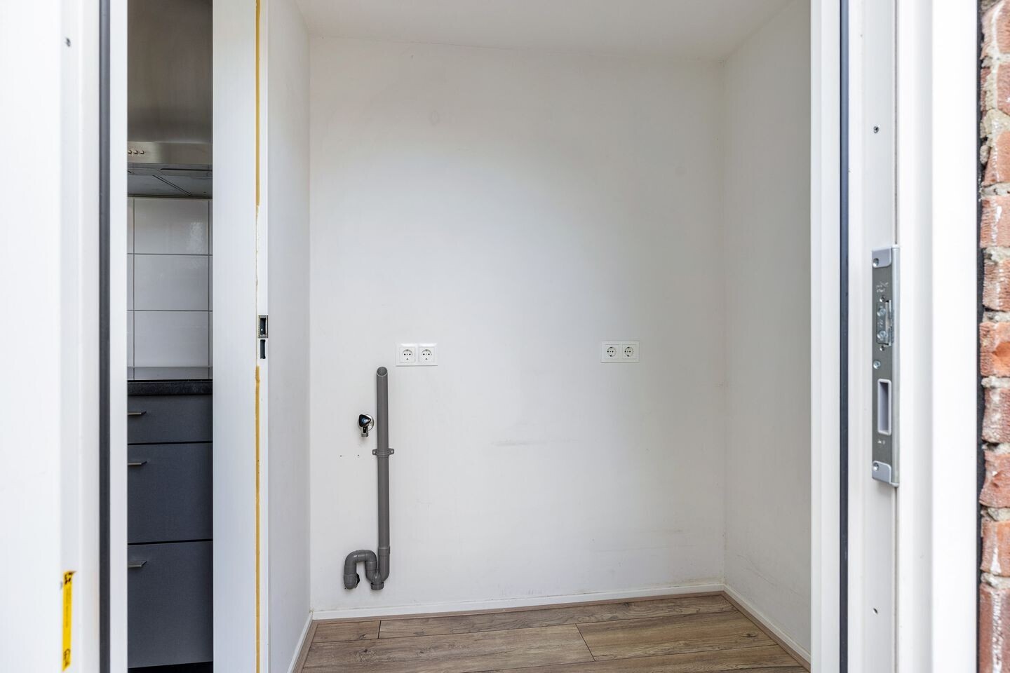 Tussenwoning te koop: Sportlaan 28, Leeuwarden