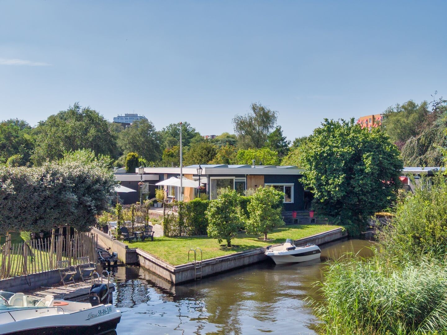 Vrijstaande woning te koop: Nieuw-Rapenburg 9, Leeuwarden
