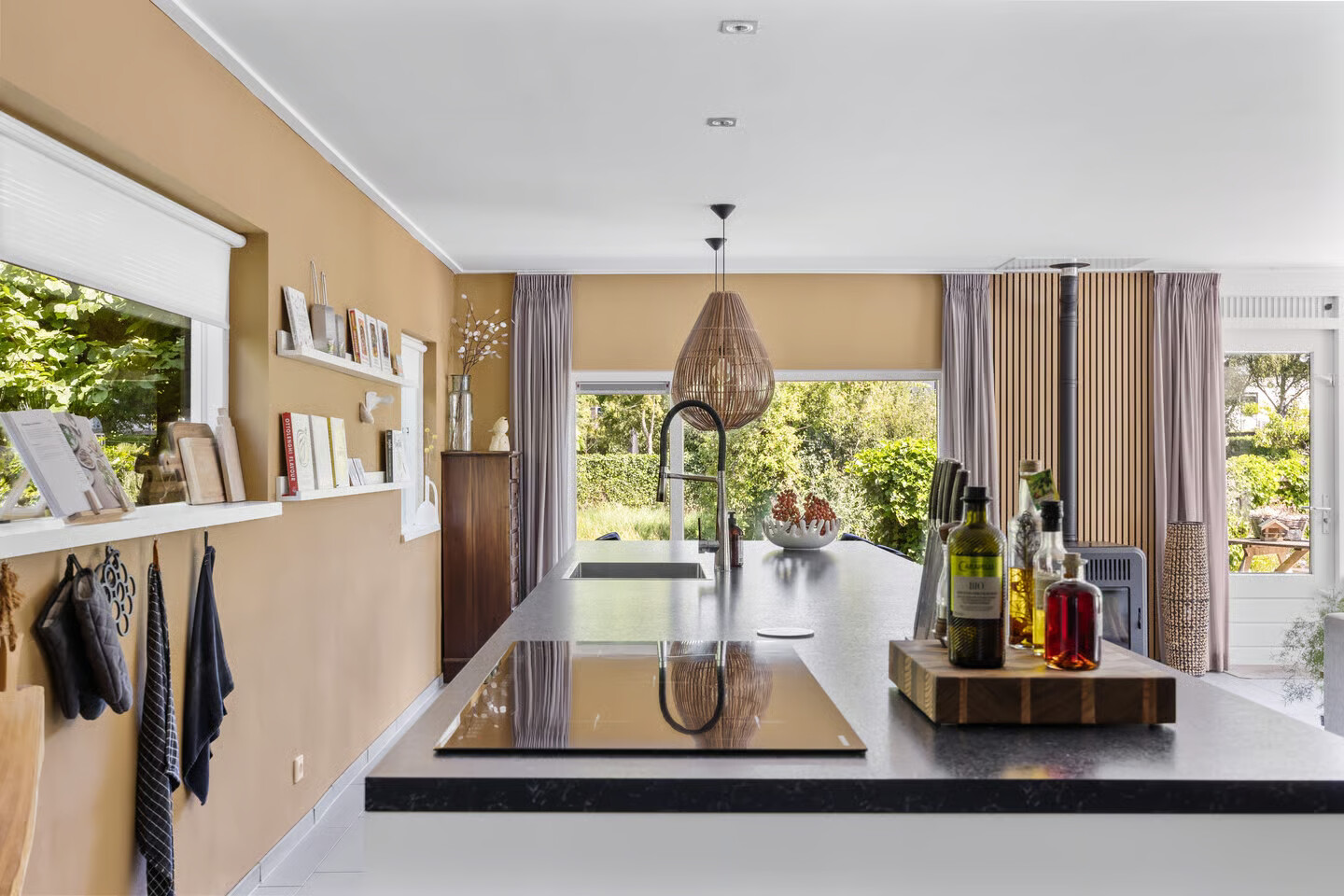 Vrijstaande woning te koop: Nieuw-Rapenburg 9, Leeuwarden