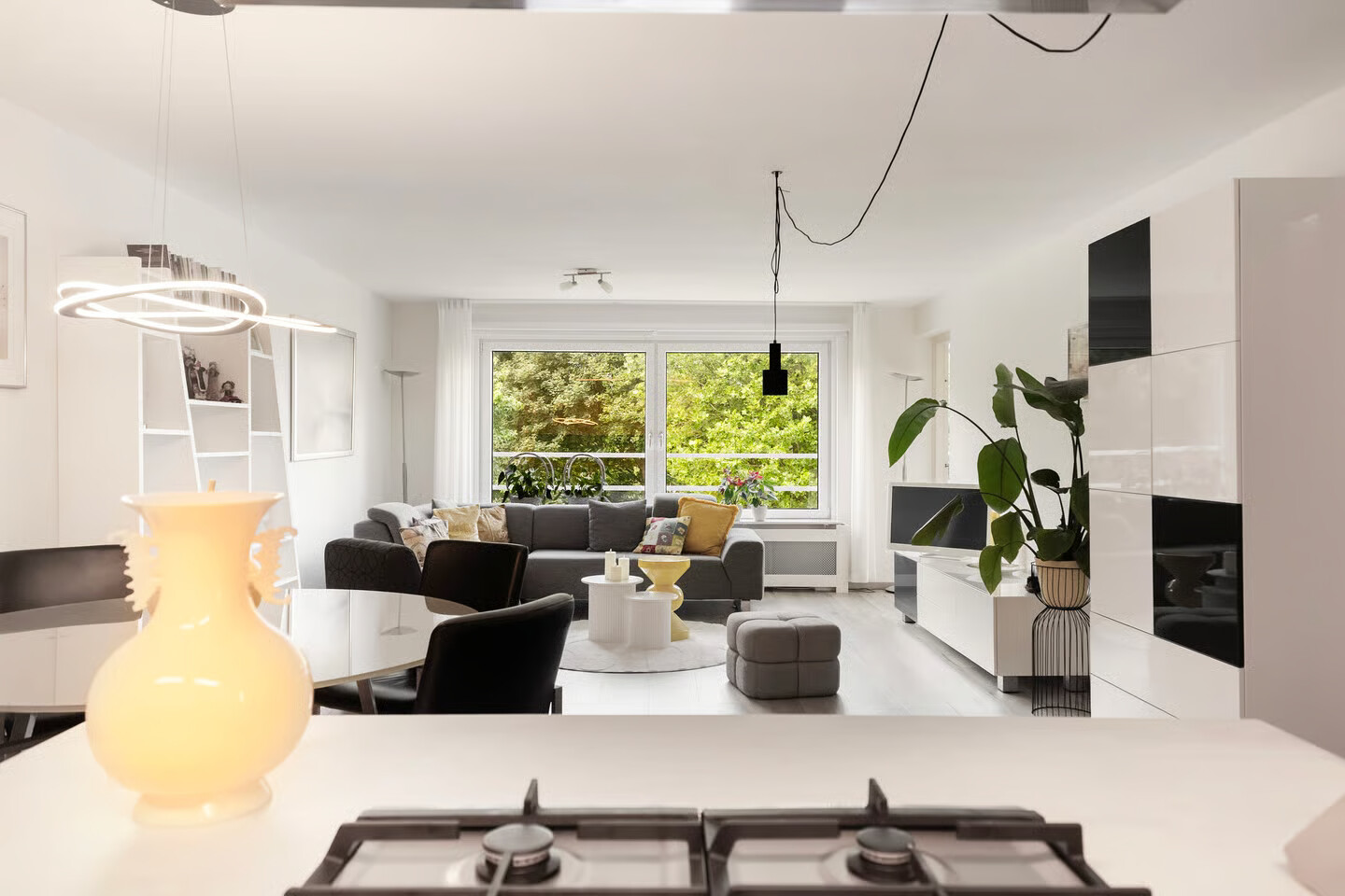 Appartement te koop: Prins Clausplein 12, Leeuwarden