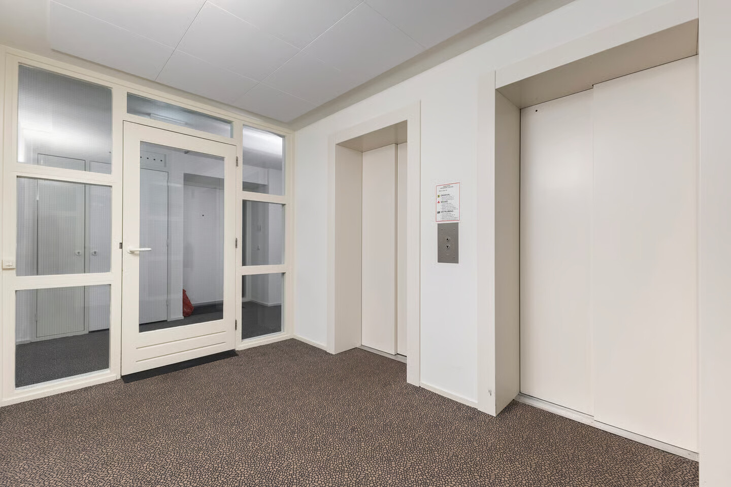 Appartement te koop: Prins Clausplein 12, Leeuwarden
