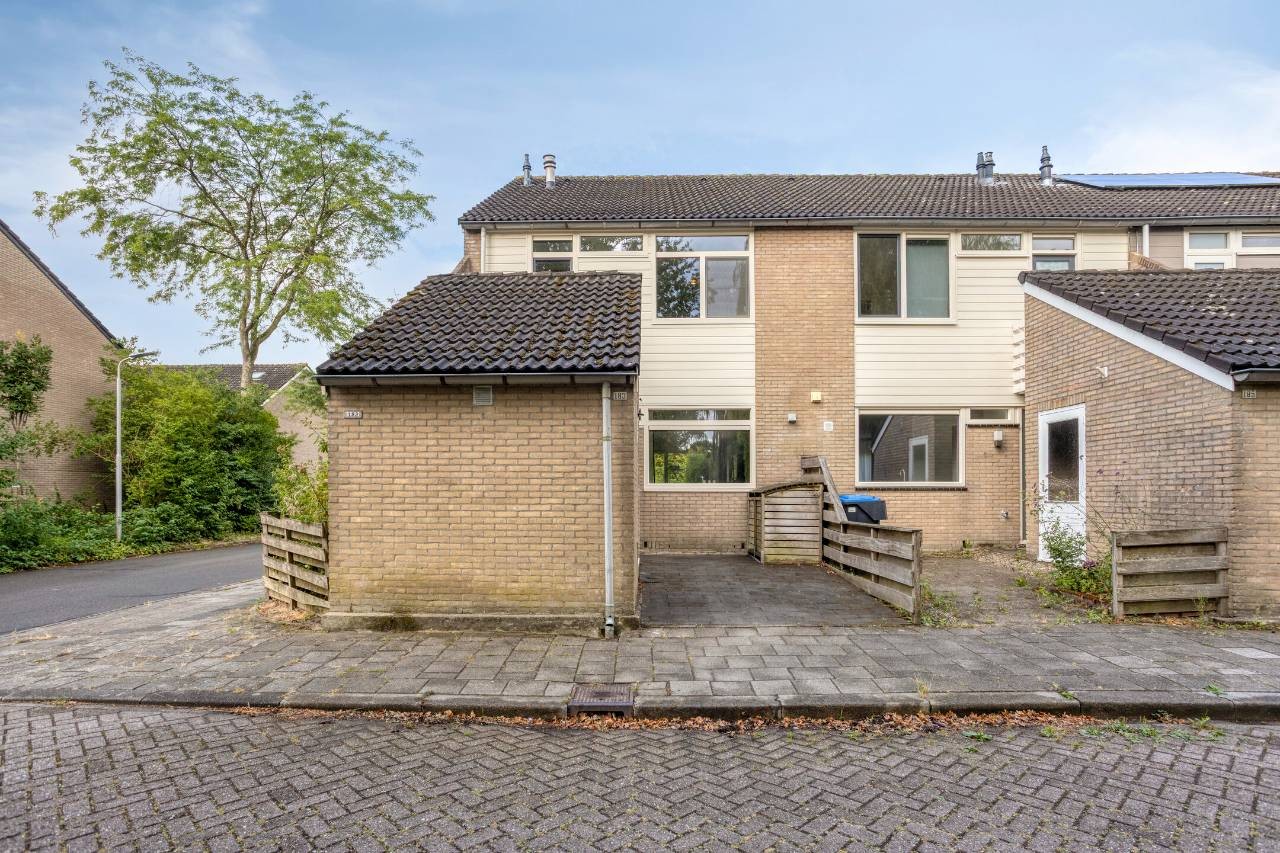 Hoekwoning te koop: Keizerskroon 183, Leeuwarden