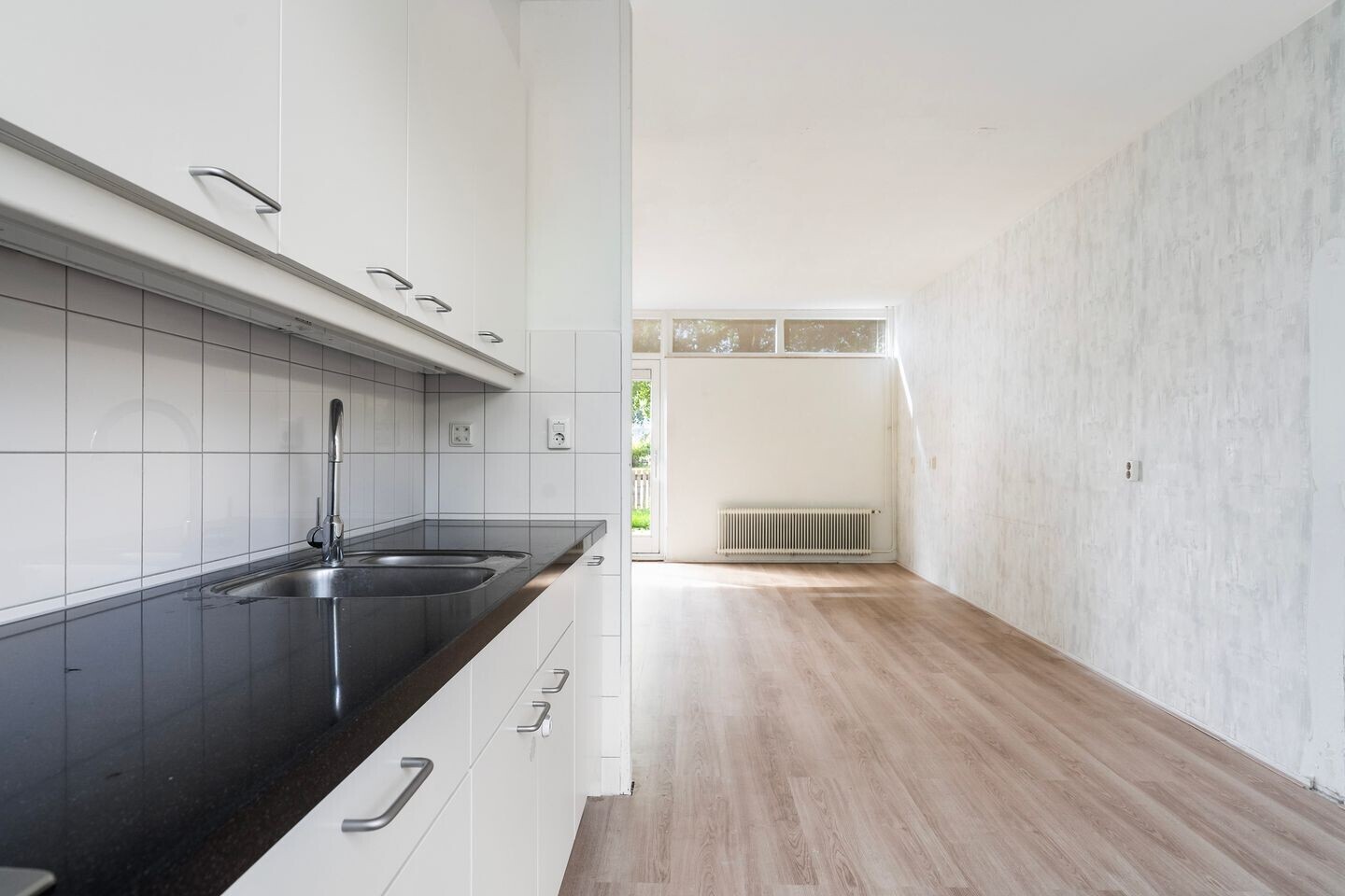 Tussenwoning te koop: POELRUIT 51, Leeuwarden