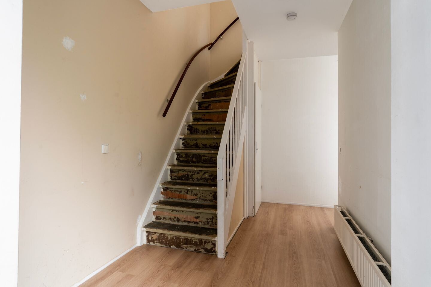 Tussenwoning te koop: POELRUIT 51, Leeuwarden