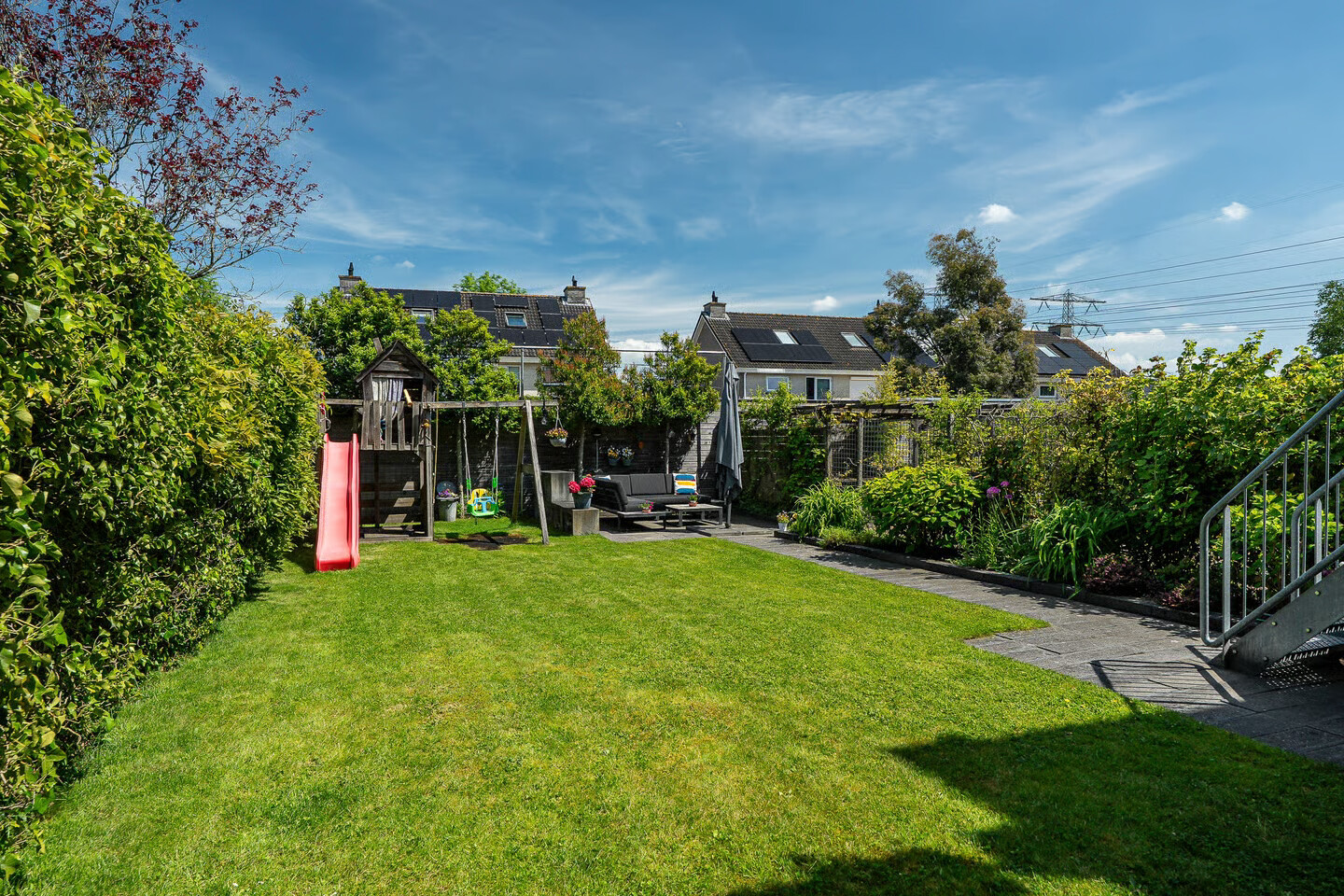 Tussenwoning te koop: Wiardaplantage 56, Leeuwarden