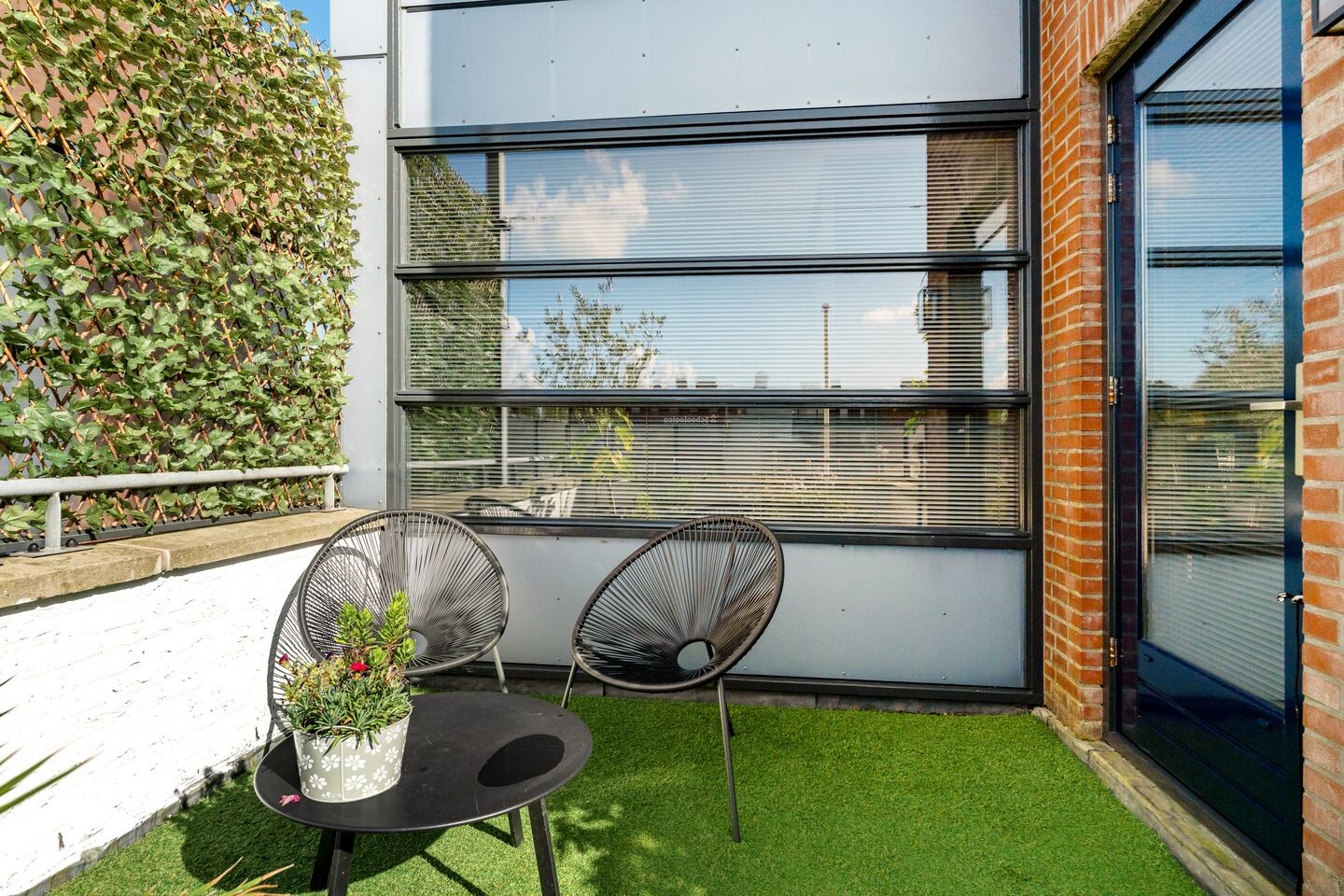 Hoekwoning te koop: Wiardaplantage 88, Leeuwarden