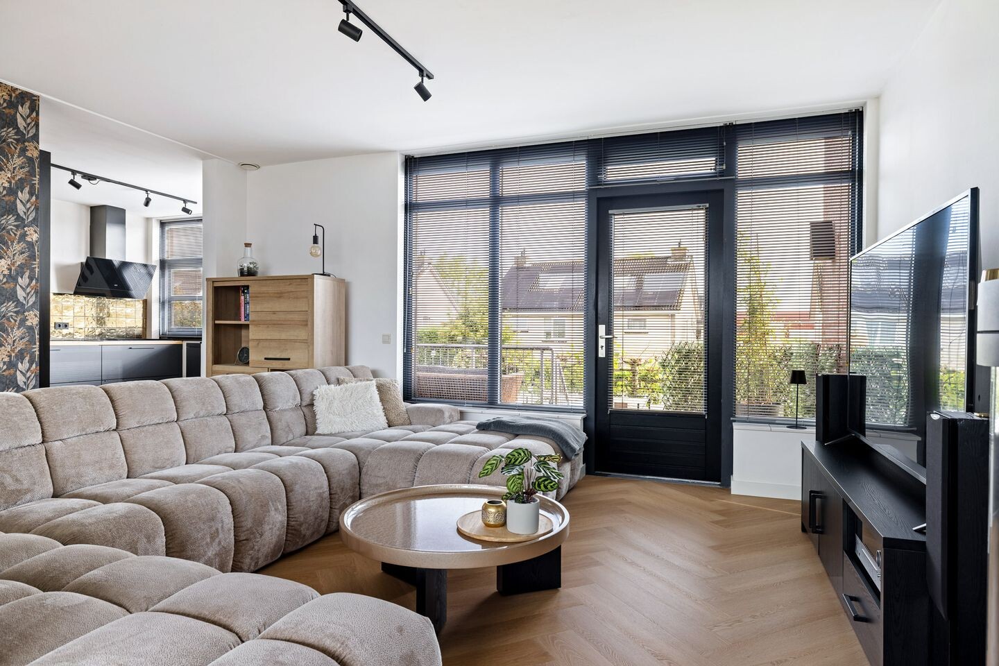 Hoekwoning te koop: Wiardaplantage 88, Leeuwarden
