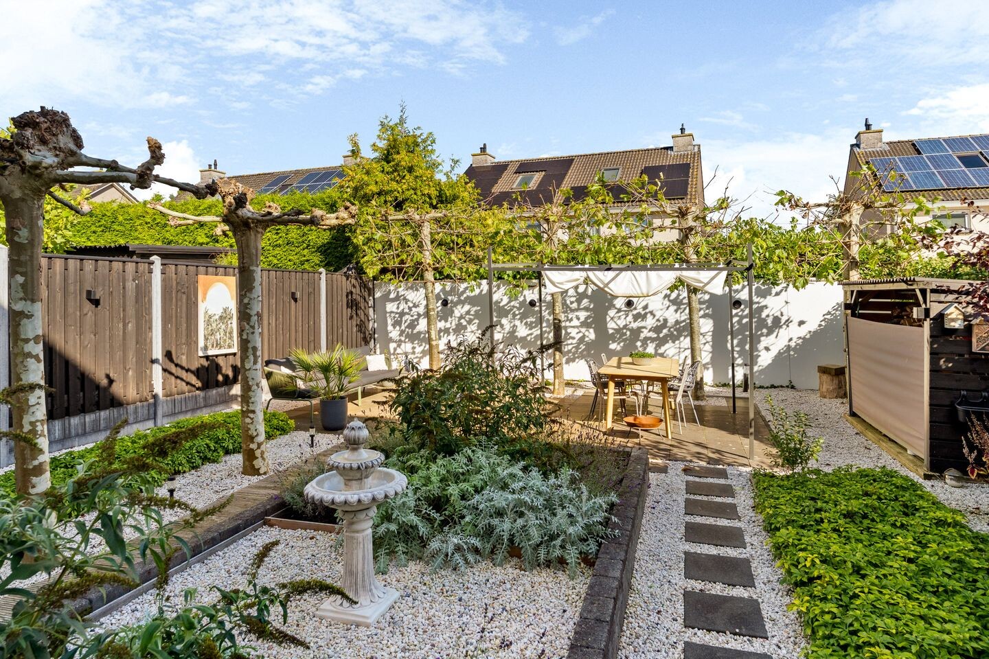 Hoekwoning te koop: Wiardaplantage 88, Leeuwarden