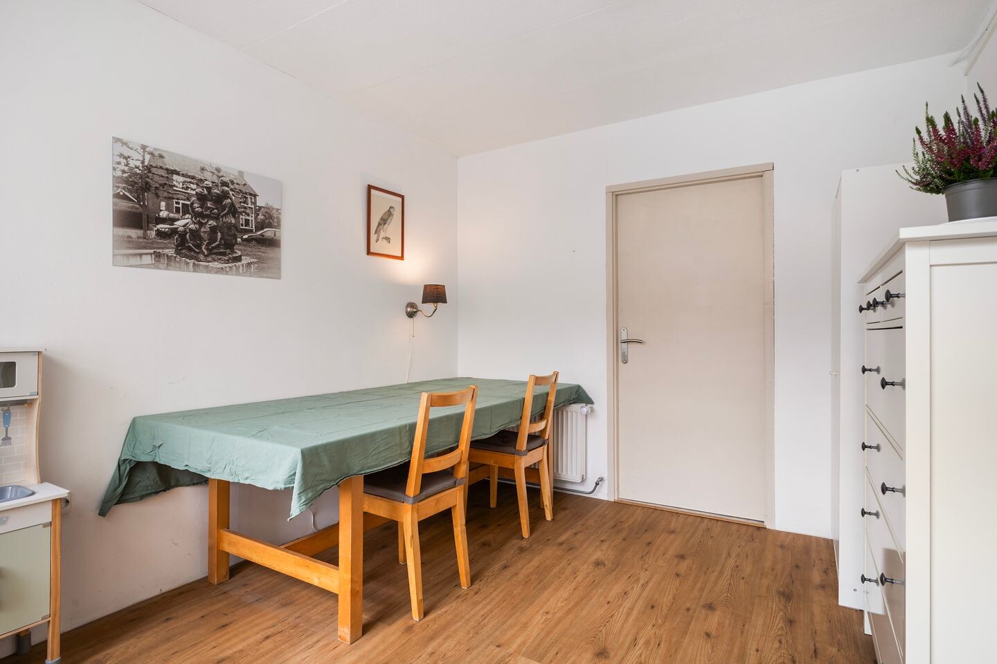 Twee-onder-één-kap te koop: De Gronzen 39, Leeuwarden