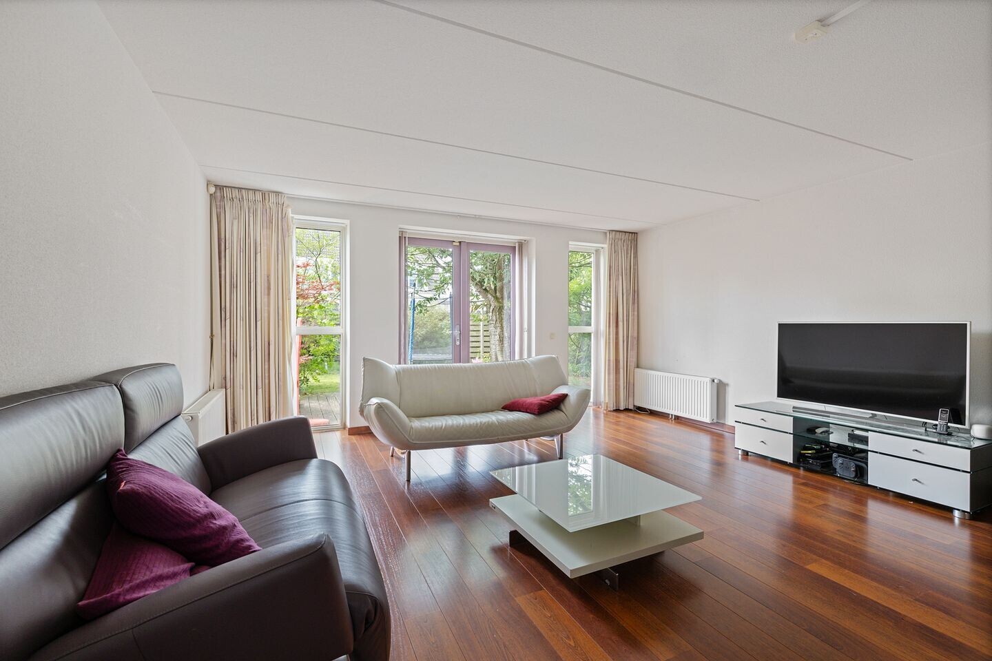 Hoekwoning te koop: De Gronzen 28, Leeuwarden