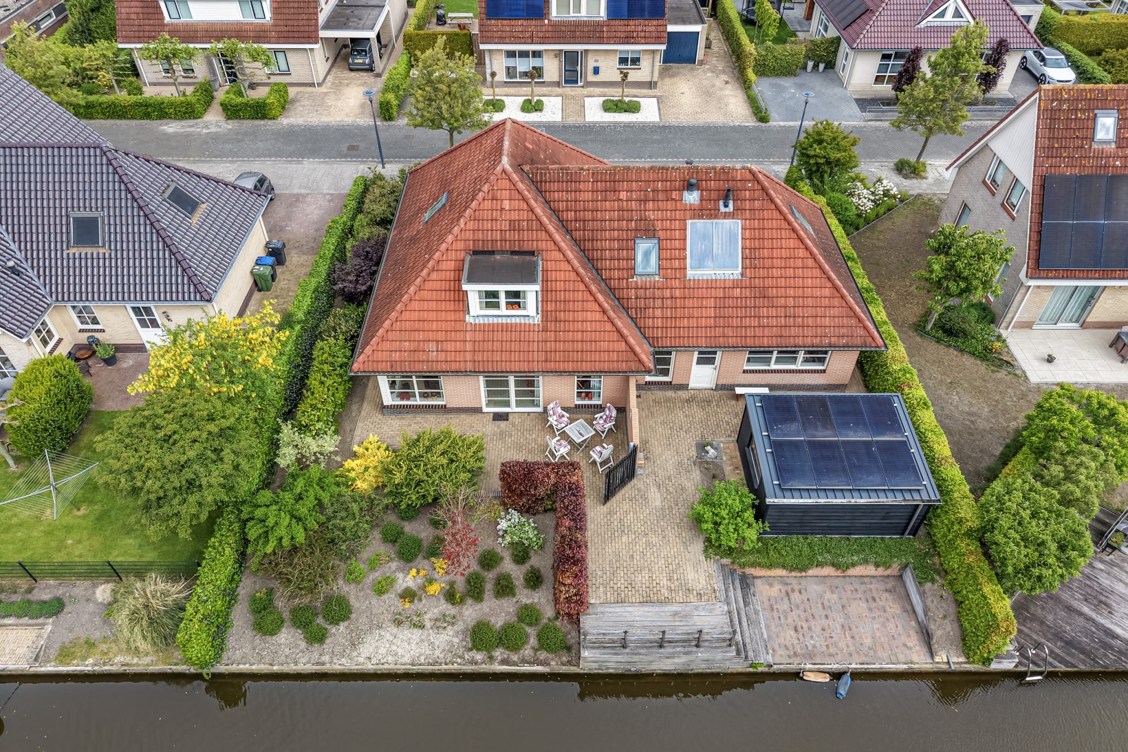Vrijstaande woning te koop: Eeltsjemar 13, Leeuwarden