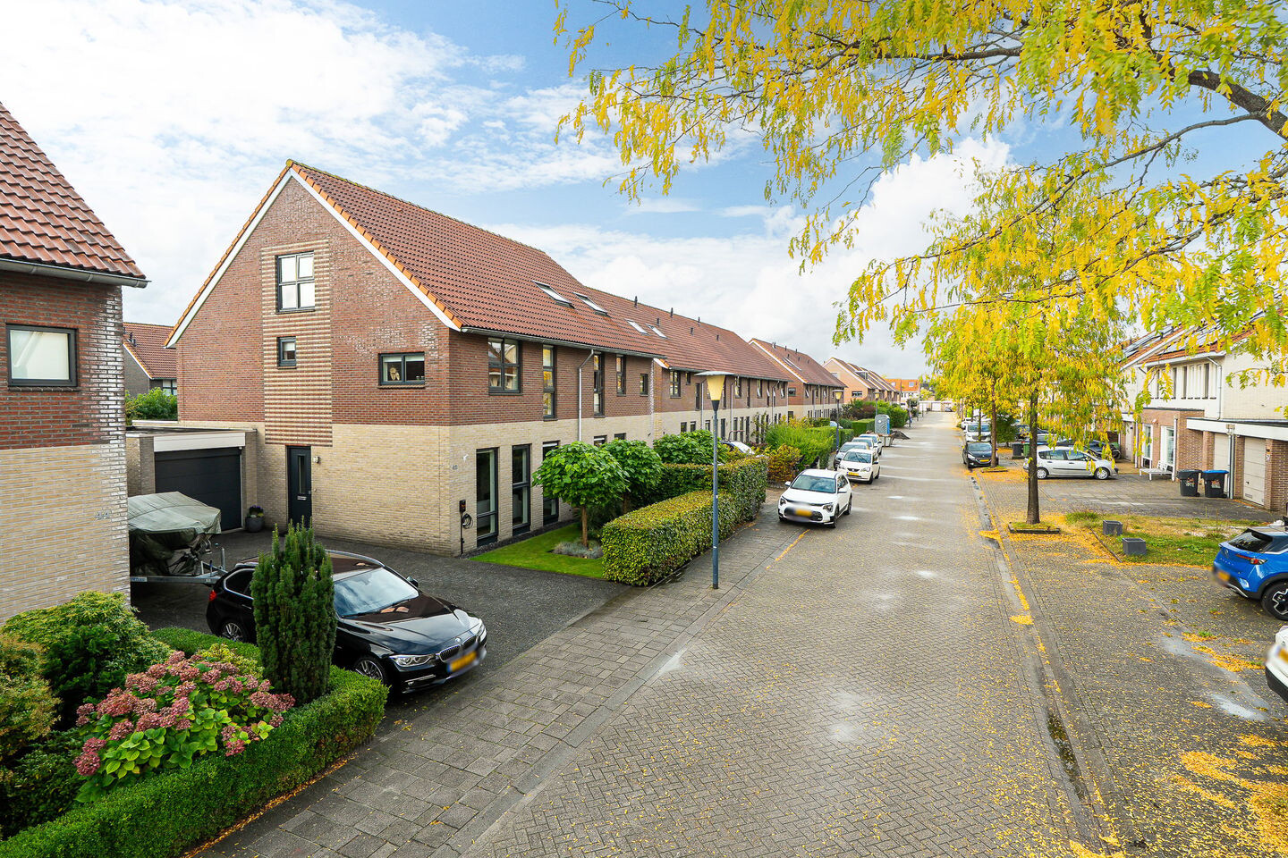 Twee-onder-één-kap te koop: Frouwesân 42, Leeuwarden