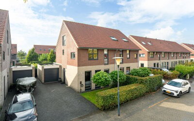 Frouwesân 42
