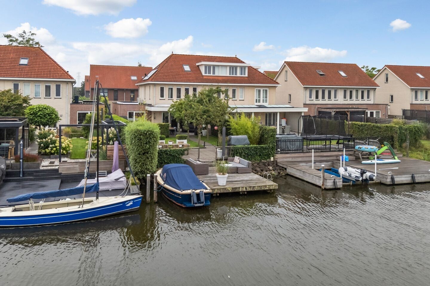 Twee-onder-één-kap te koop: Frouwesân 71, Leeuwarden