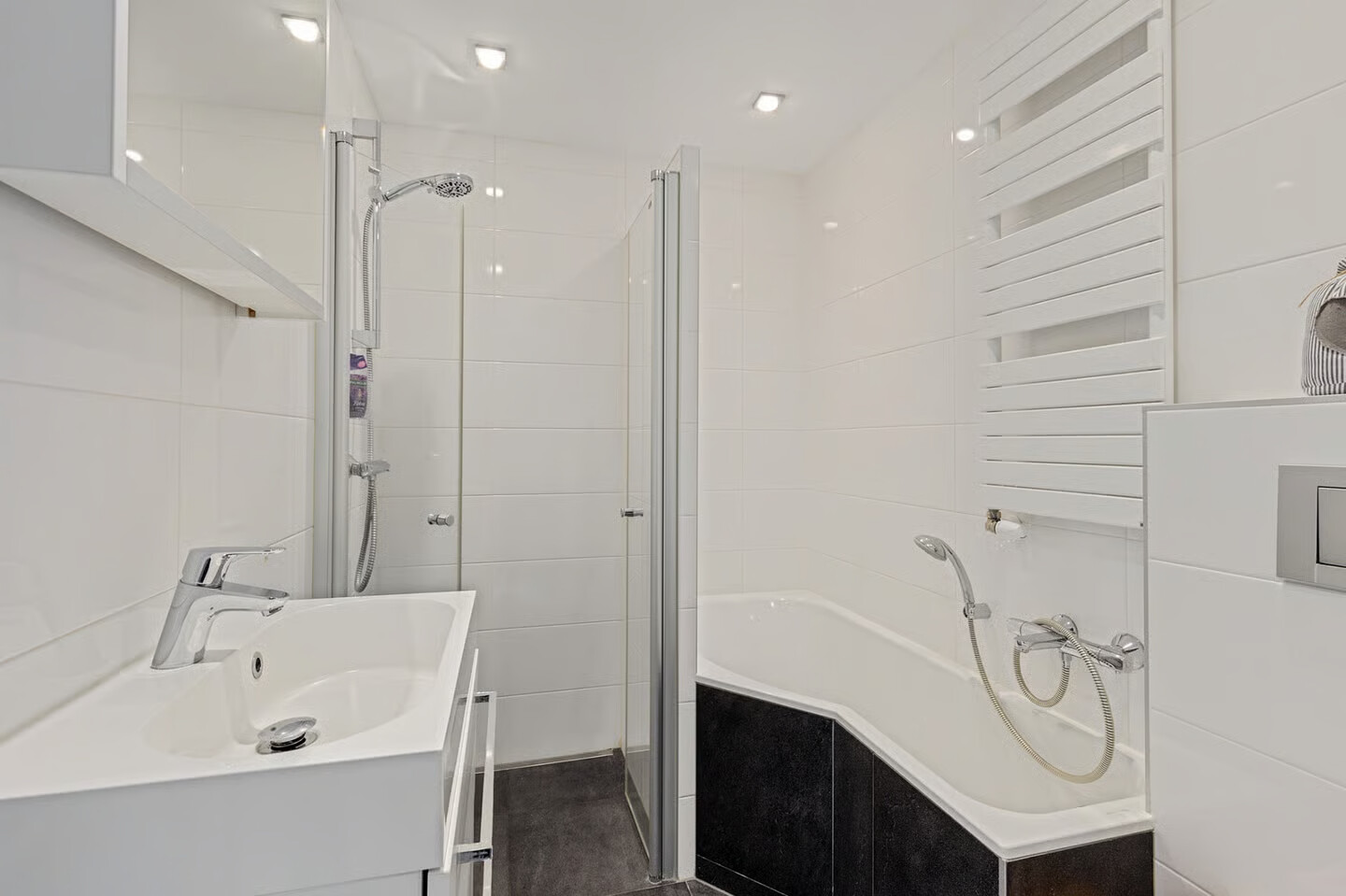 Hoekwoning te koop: Skaverij 36, Grou