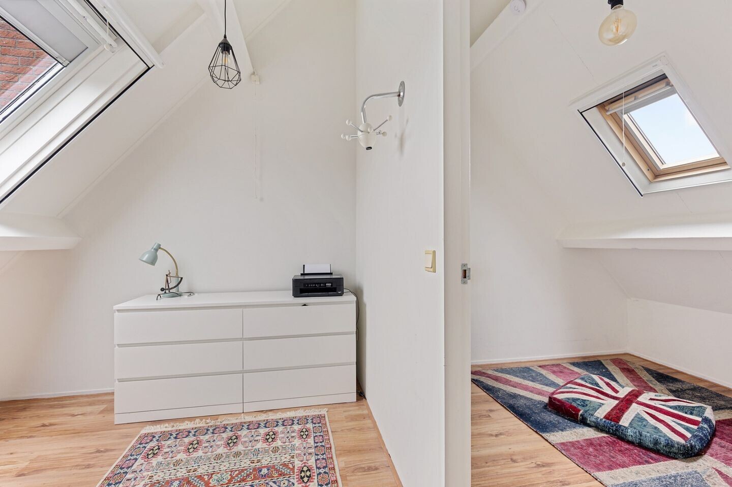 Tussenwoning te koop: de Heareburch 4, Jirnsum
