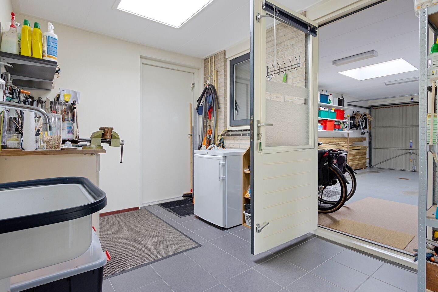 Vrijstaande woning te koop: Sylsterhoeke 1, Raerd