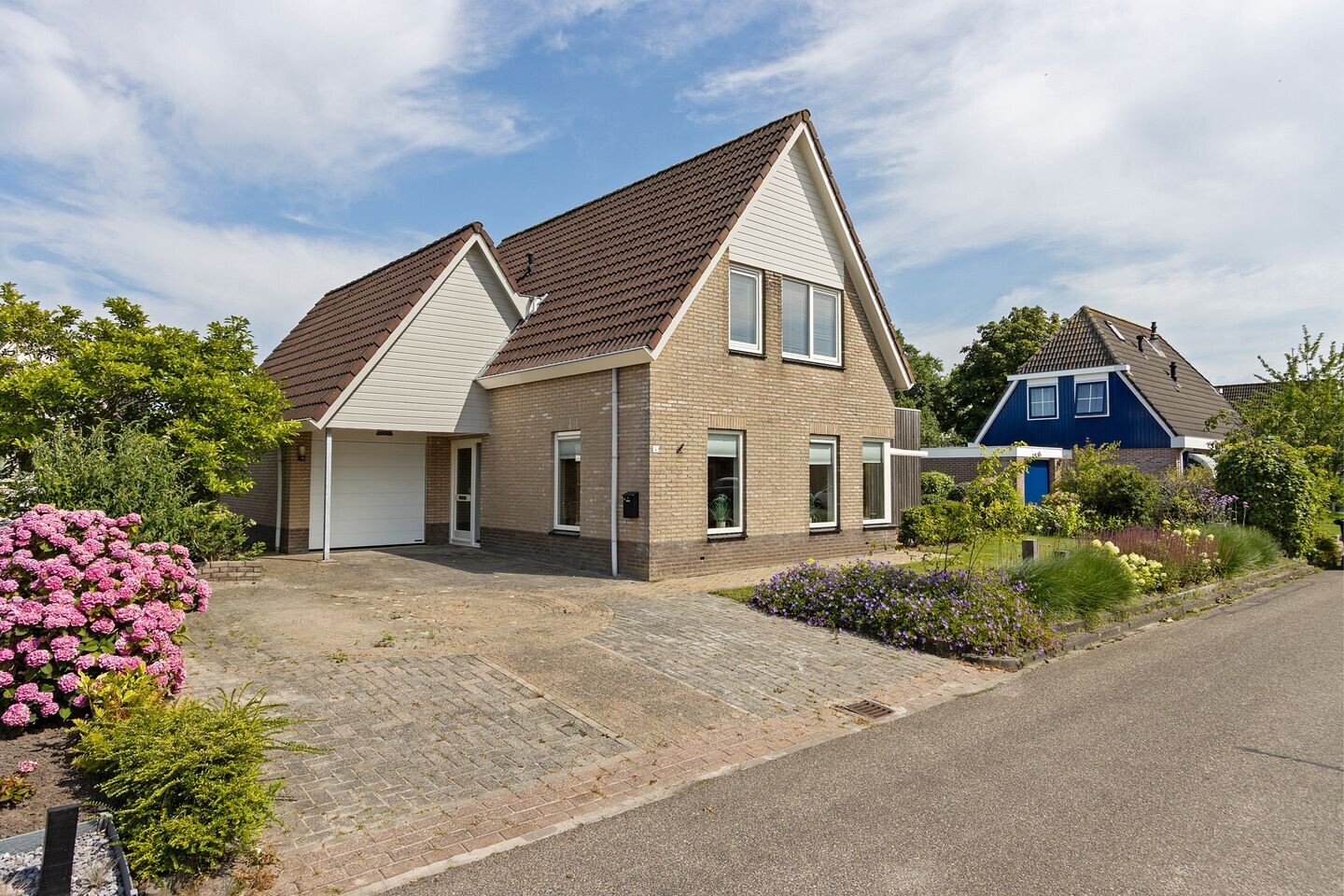 Vrijstaande woning te koop: De Jister 4, Mantgum