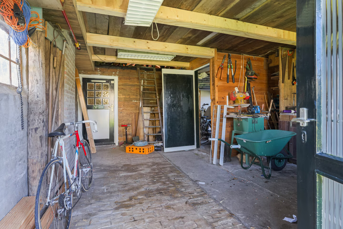 Vrijstaande woning te koop: Binnenbuorren 9, Marsum