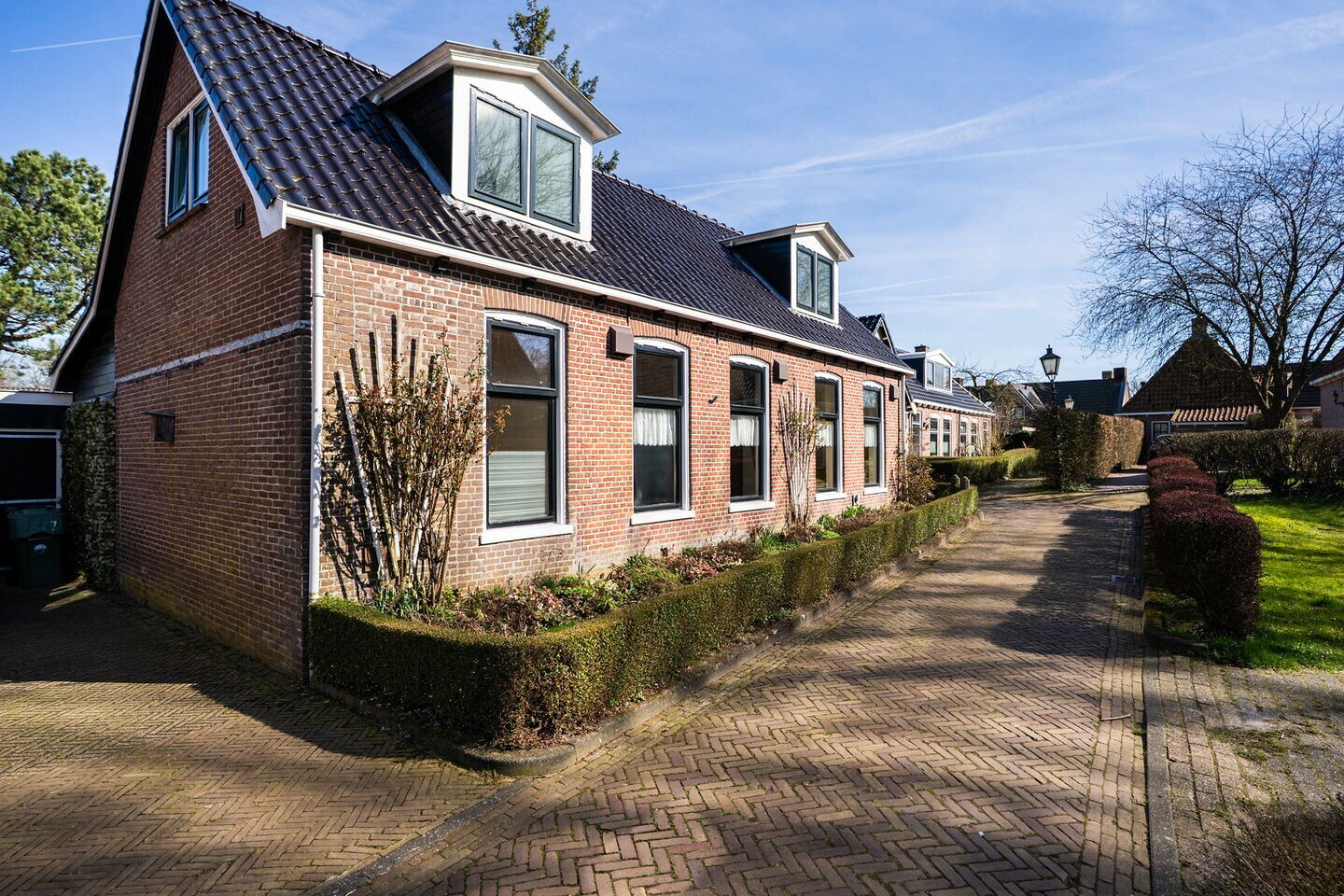 Vrijstaande woning te koop: Binnenbuorren 9, Marsum