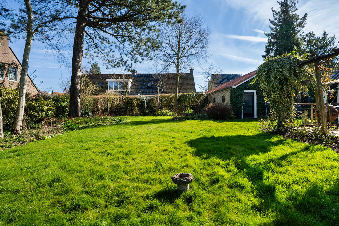 Vrijstaande woning te koop: Binnenbuorren 9, Marsum