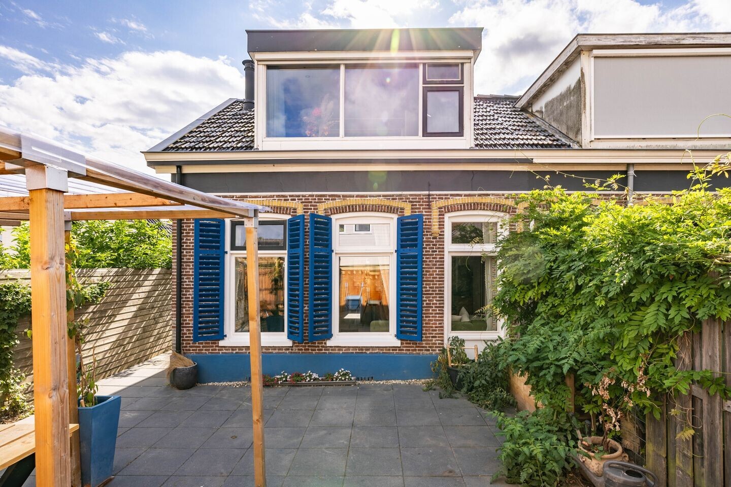 Hoekwoning te koop: Dûbelestreek 33, Dronryp