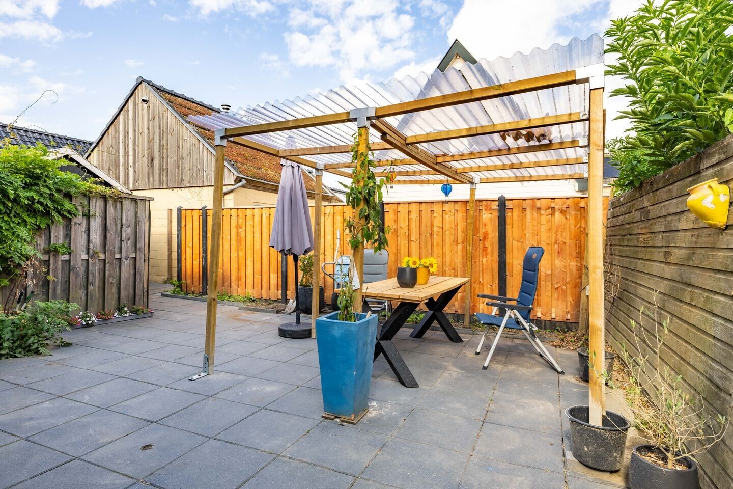 Hoekwoning te koop: Dûbelestreek 33, Dronryp
