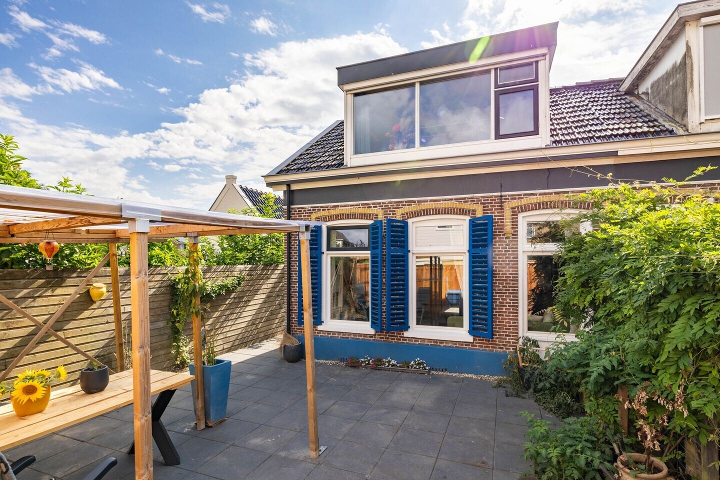 Hoekwoning te koop: Dûbelestreek 33, Dronryp