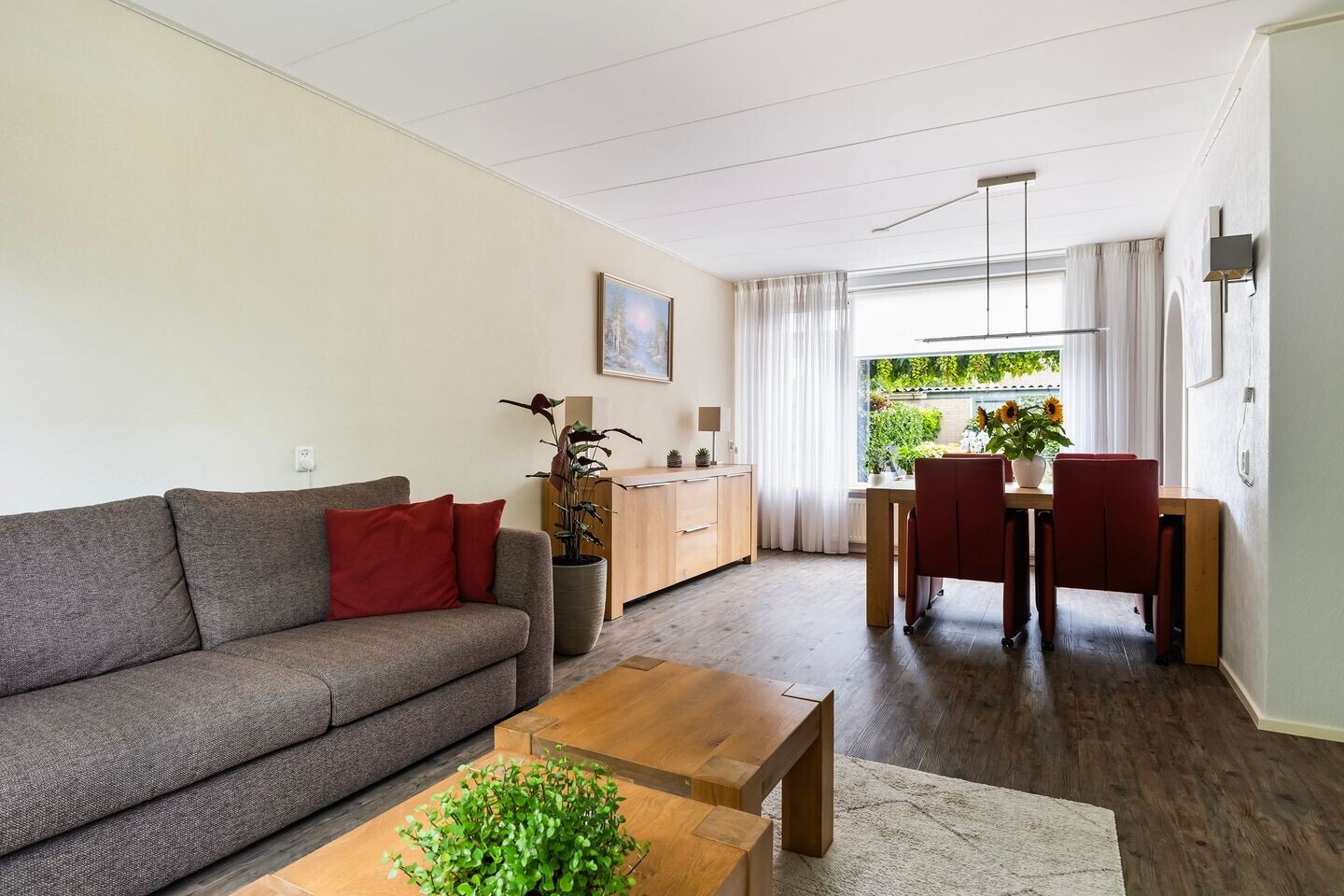 Tussenwoning te koop: Graldastins 41, Stiens