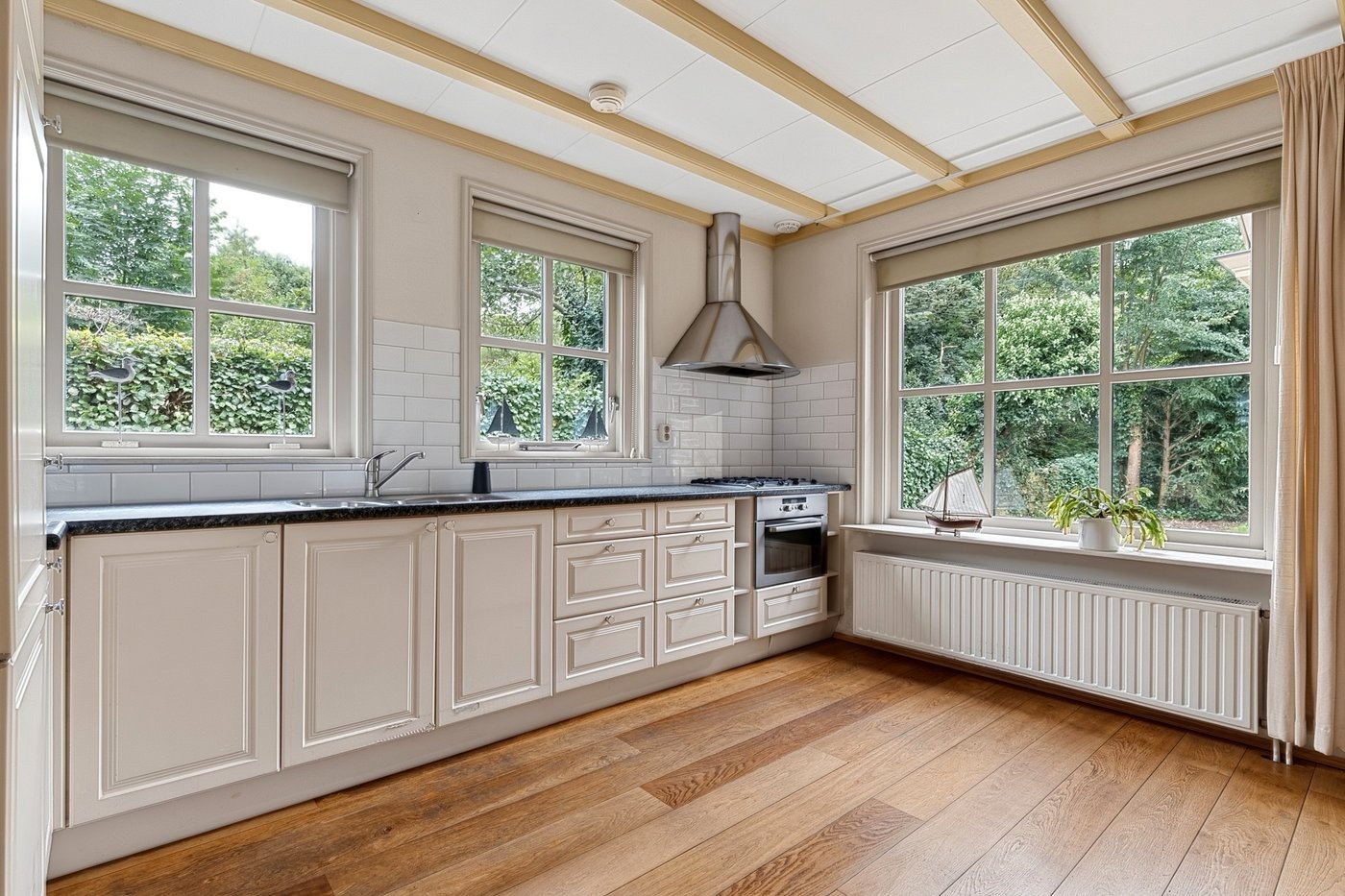 Vrijstaande woning te koop: Rinia van Nautaweg 35A, Gytsjerk