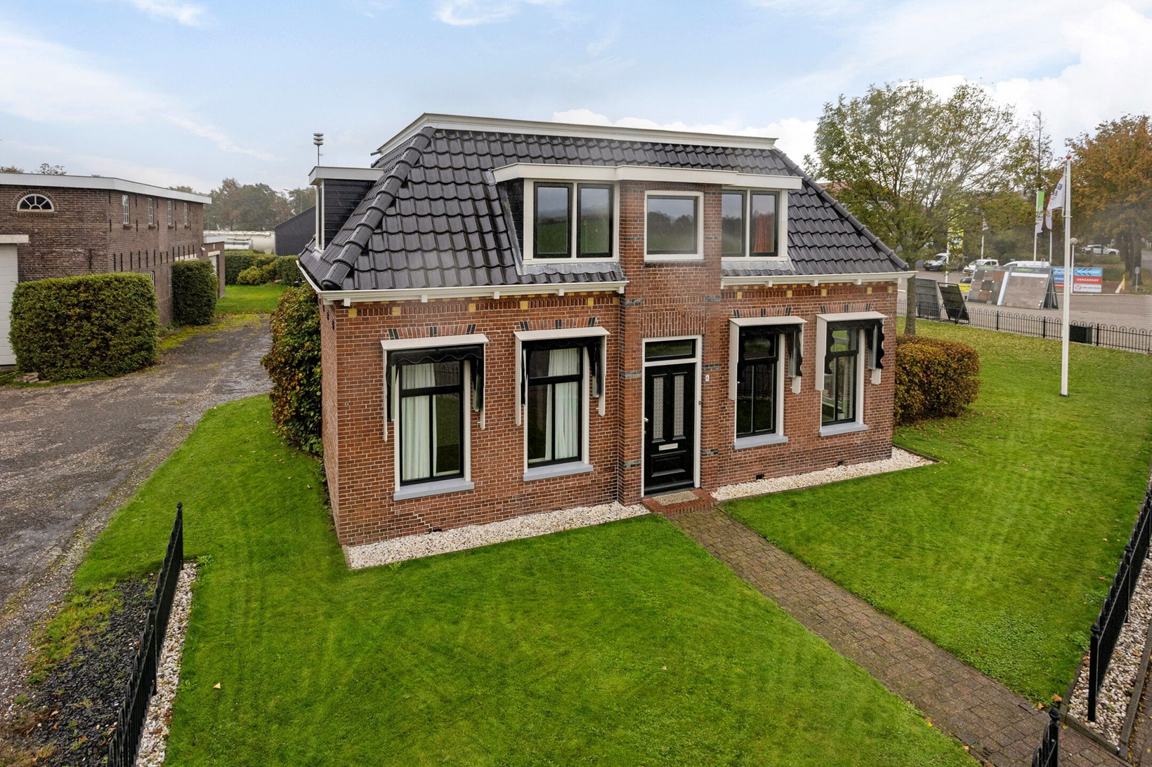 Vrijstaande woning te koop: Rinia van Nautaweg 6, Gytsjerk