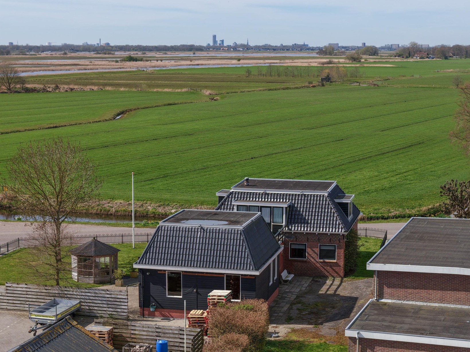 Vrijstaande woning te koop: Rinia van Nautaweg 6, Gytsjerk